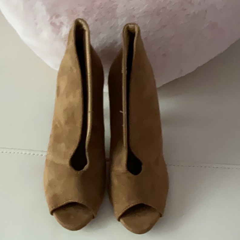 Rust Heels